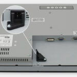 Monitor industriali da 19" per montaggio a rack e touchscreen rugged IP20, veduta uscita cavi CA