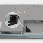 Monitor industriali da 23" formato widescreen per montaggio a pannello e touchscreen rugged IP65/IP66, veduta dell’uscita cavi CA